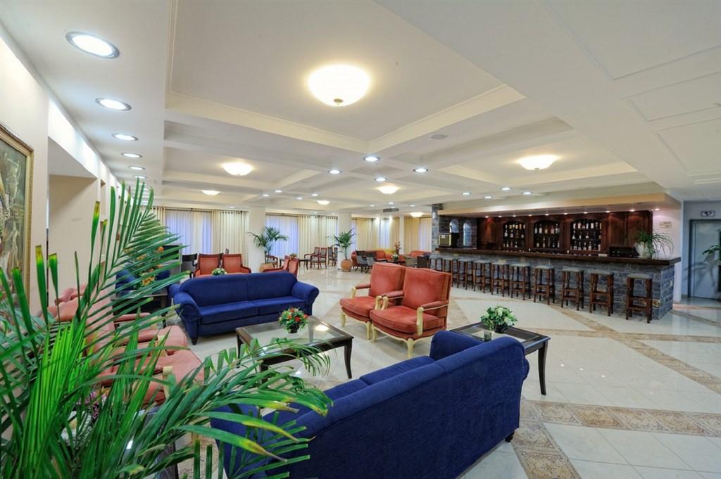 Ariadne Beach3