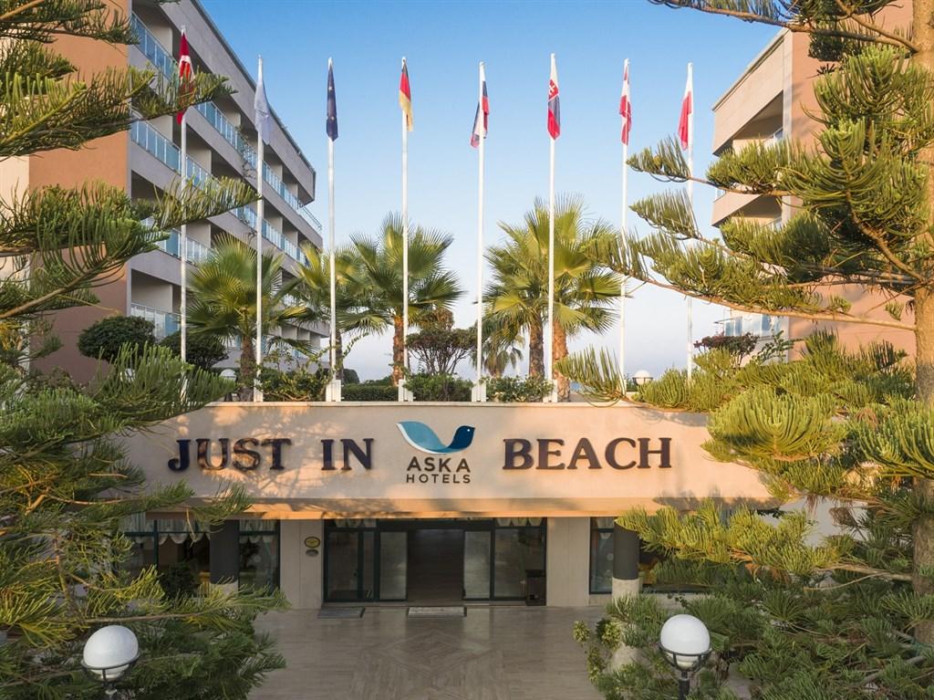 Aska Just In Beach Hotel2