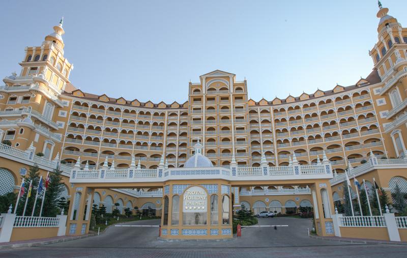 Royal Holiday Palace2