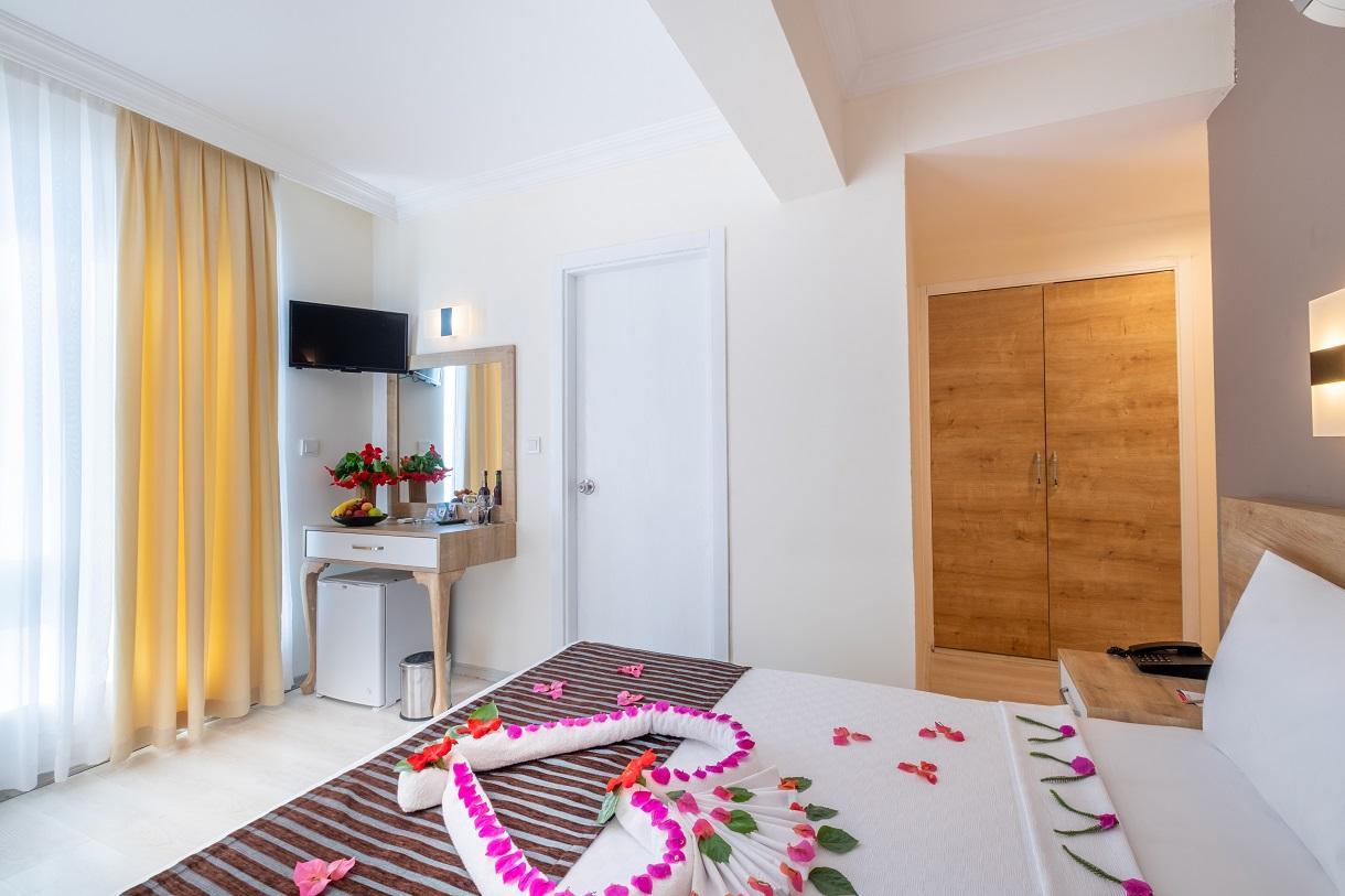 Viking Beach Hotel(ex. Bonn Beach Hotel By RRH & R)2