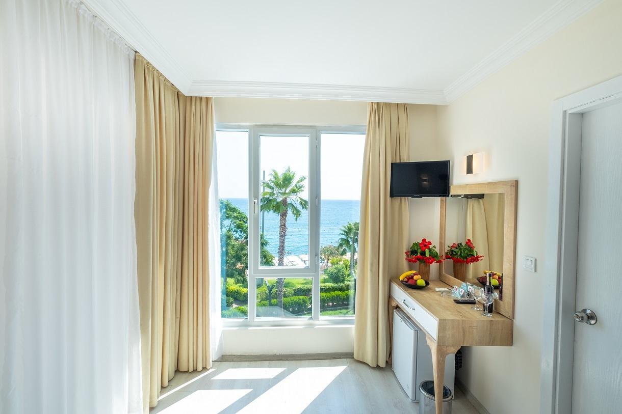 Viking Beach Hotel(ex. Bonn Beach Hotel By RRH & R)3