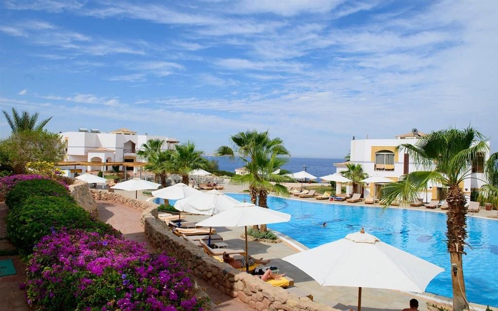 Kairó + Amphoras Blu (ex.Shores Aloha)2