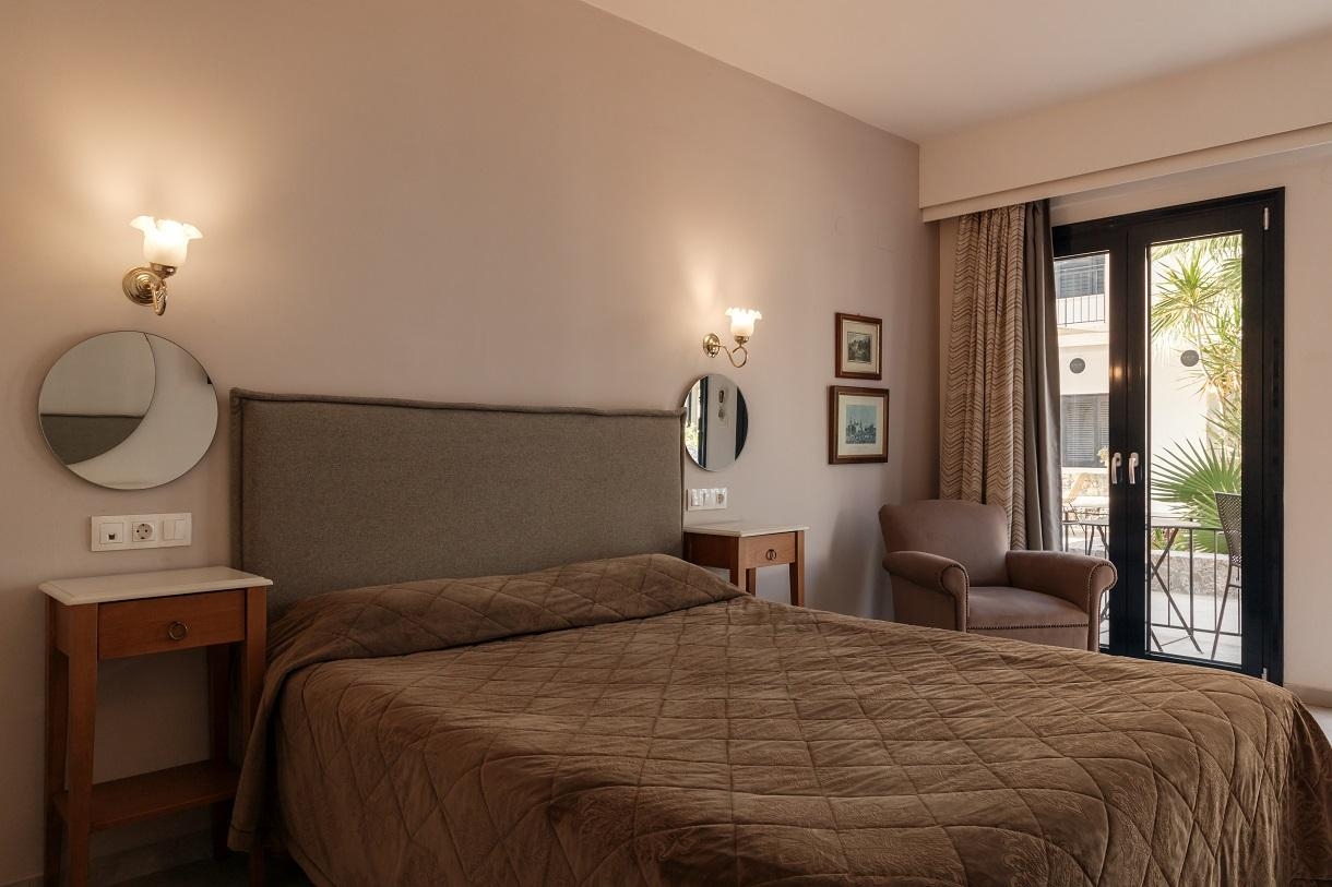 Nami Hotel (ex.Residence Villas & Apartments)8