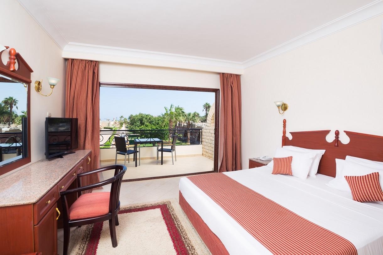 Aladdin Beach Resort5