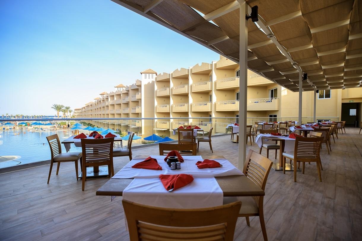 Amwaj Beach Club Abu Soma8