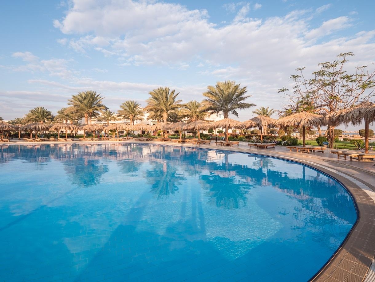 Long Beach Resort (ex. Hilton)18