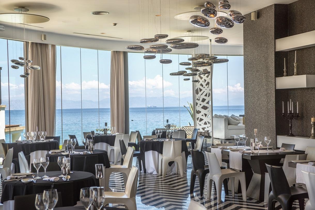 The Ixian Grand & All Suites10