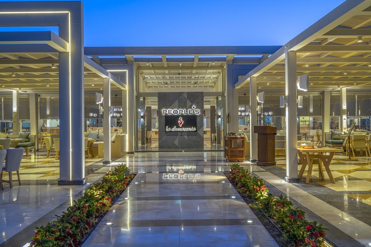 Rixos Premium Magawish Suites & Villas12