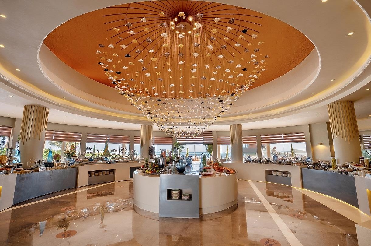 Rixos Premium Magawish Suites & Villas9