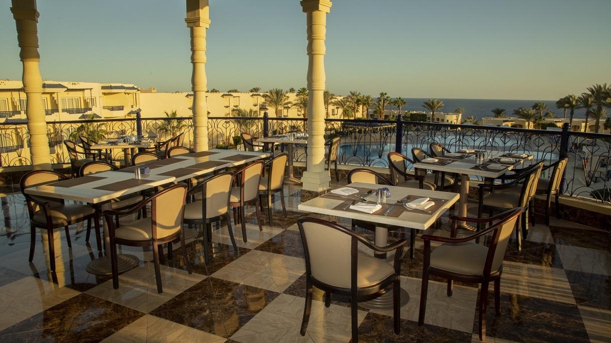 Grand Oasis Resort13