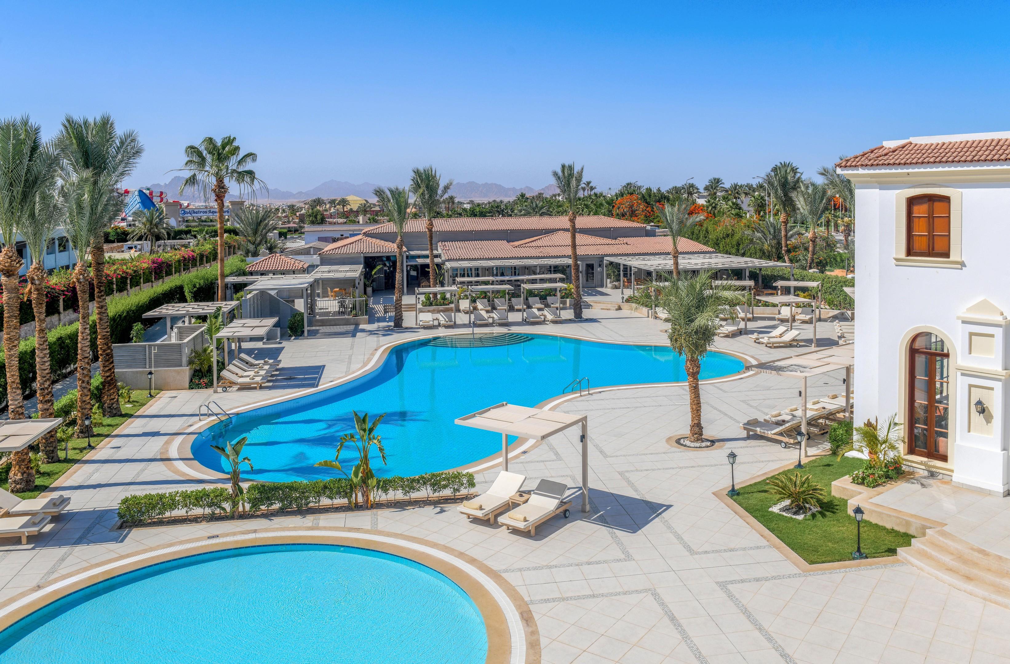 Jaz Fanara Resort & Residence0
