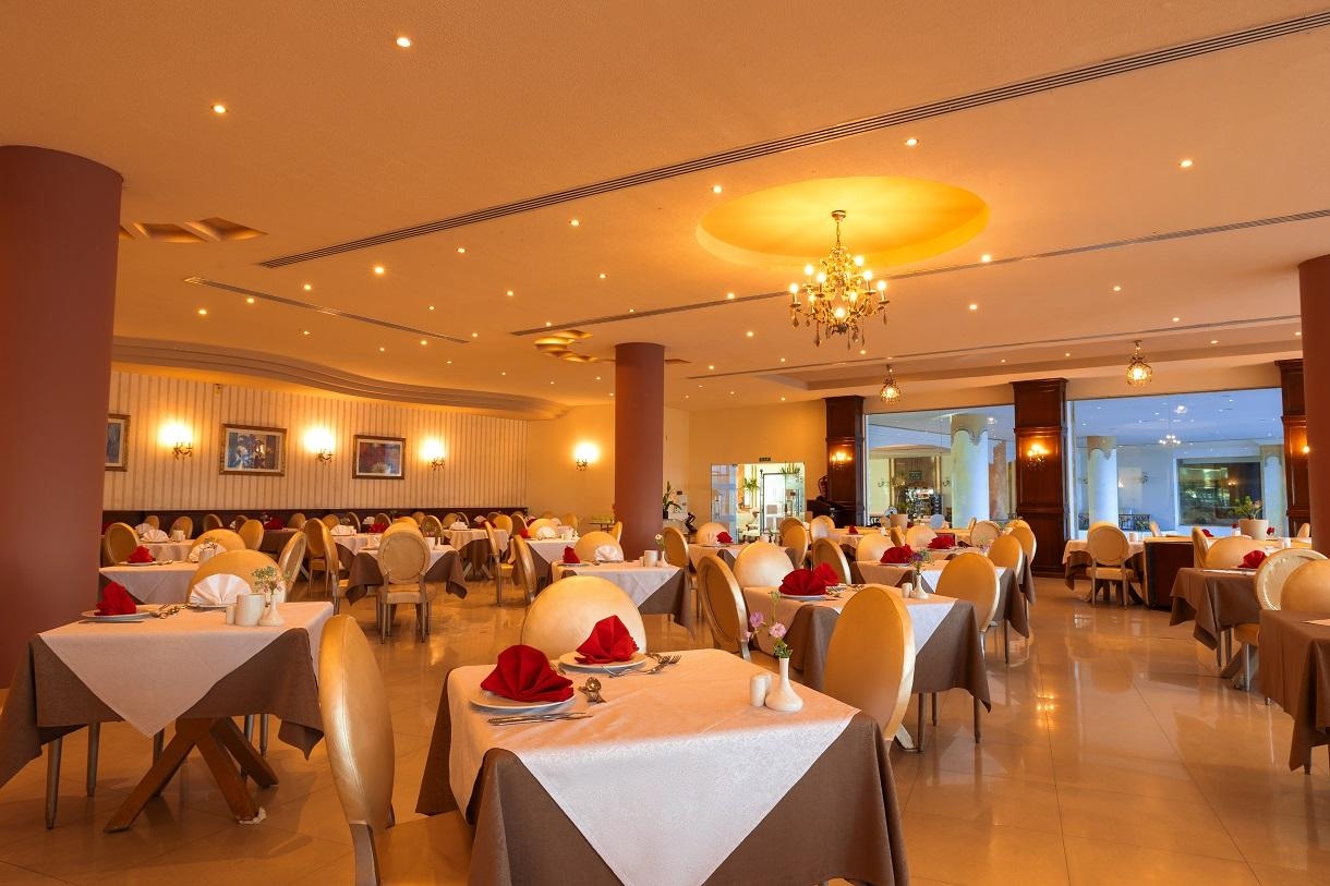 Amwaj Oyoun Resort & Casino10