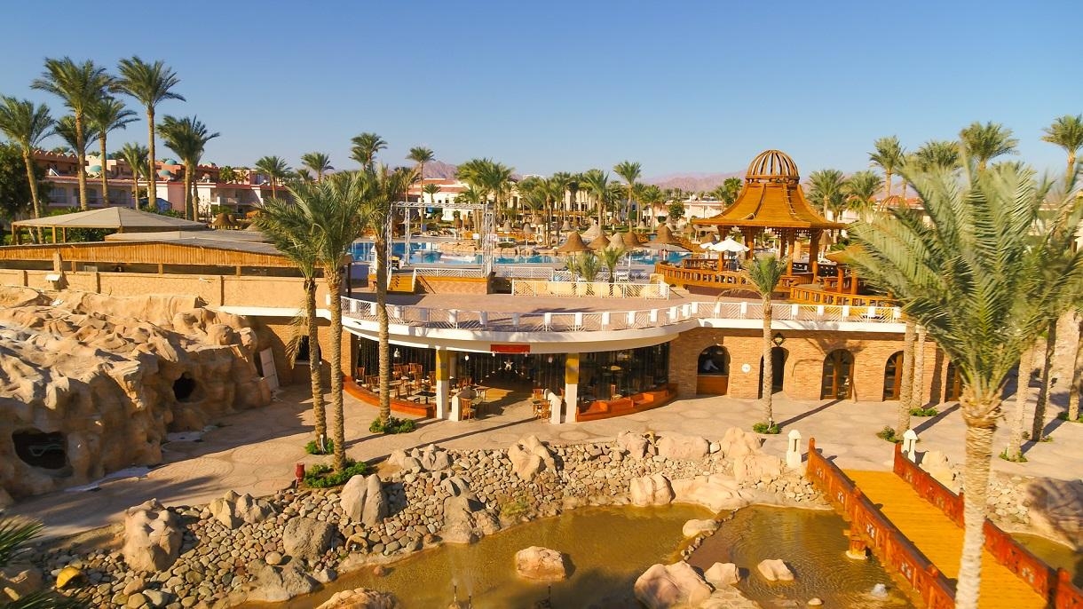 Parrotel Beach Resort4