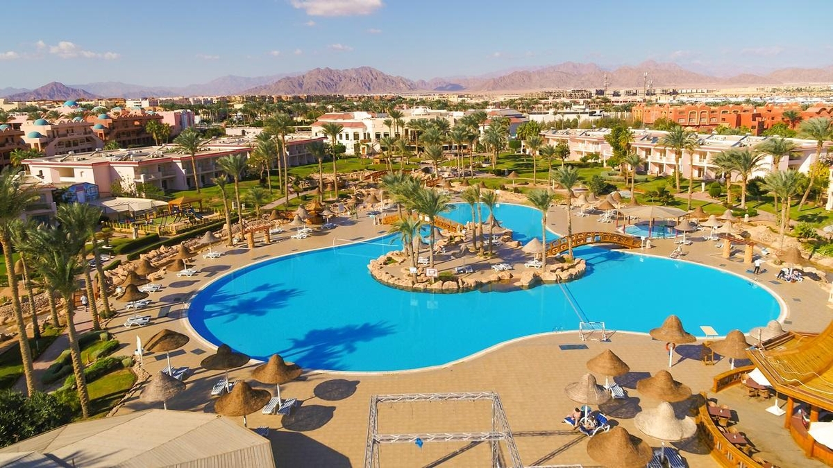 hotel Parrotel Beach Resort