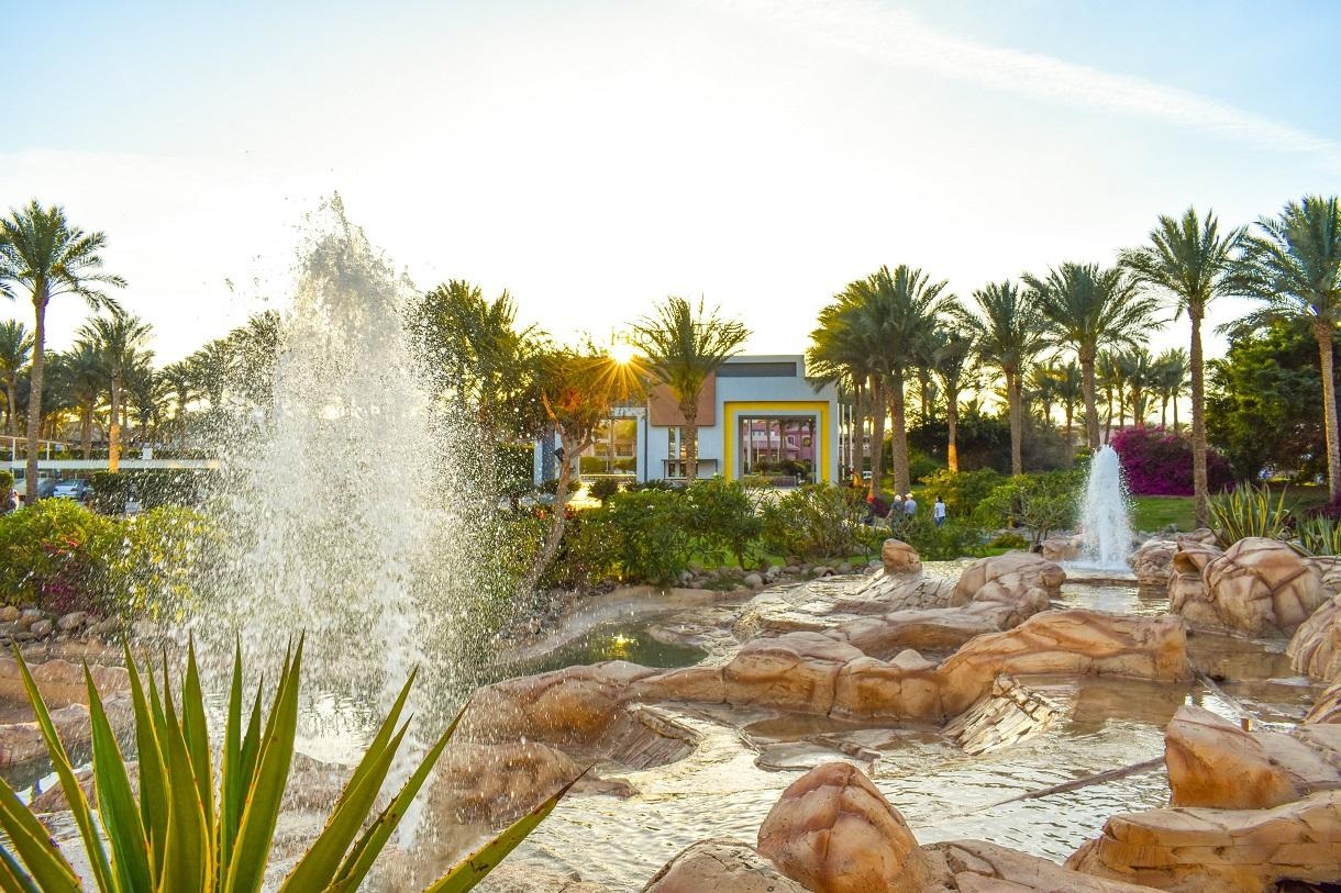 Parrotel Beach Resort25