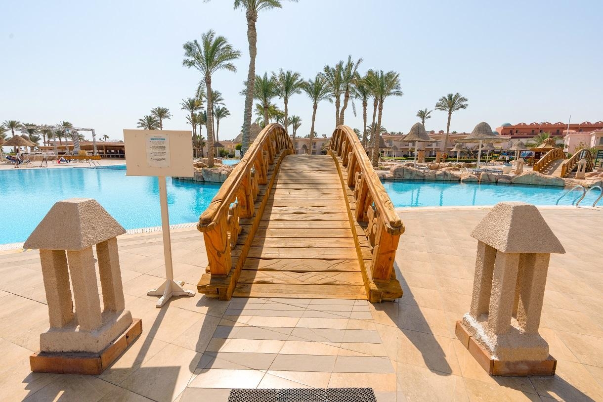 Parrotel Beach Resort21