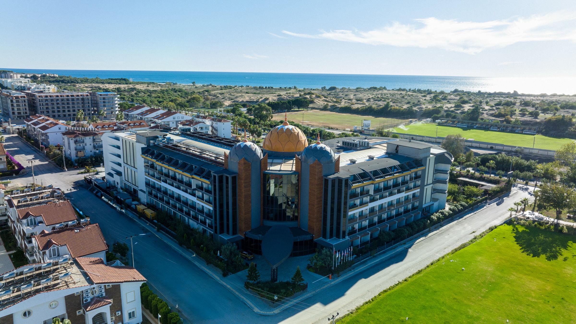 Arnor De Luxe Hotel & Spa1