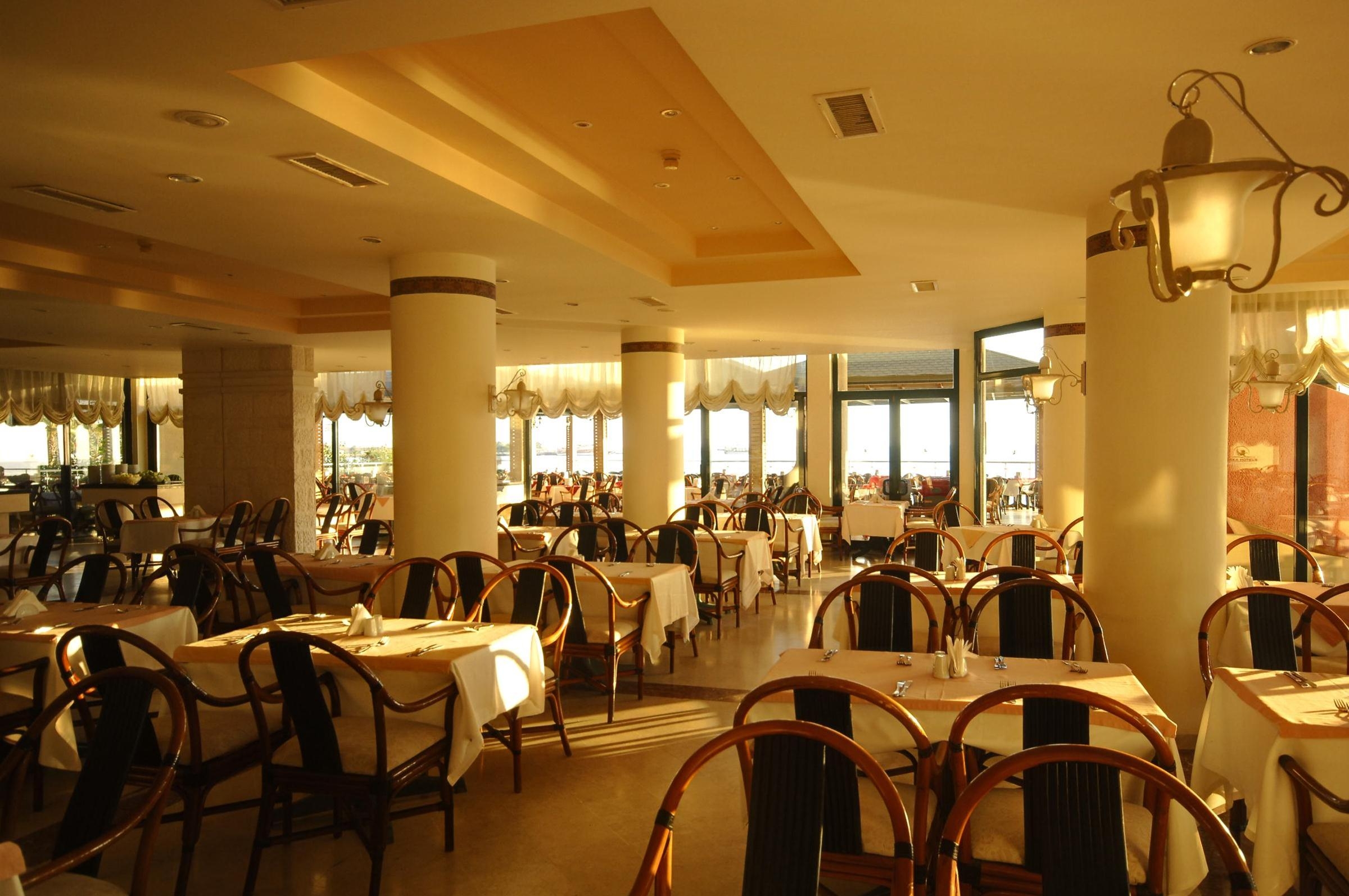 Aska Just In Beach Hotel36