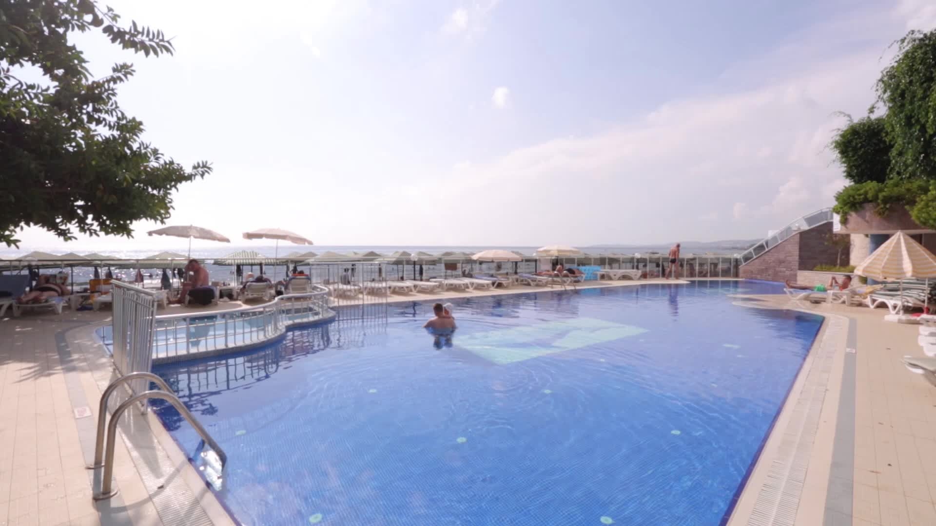 Aska Just In Beach Hotel26