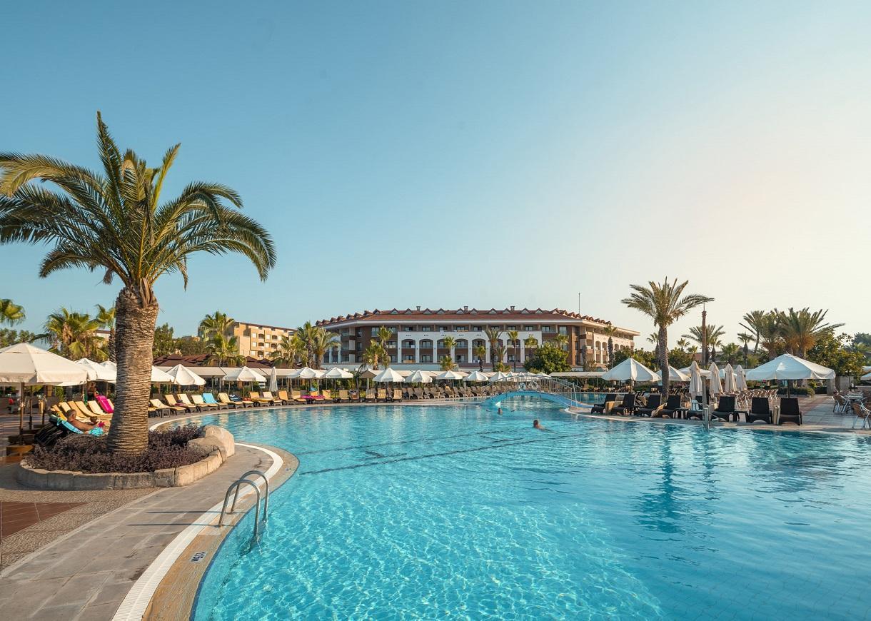 Club Hotel Turan Prince World0