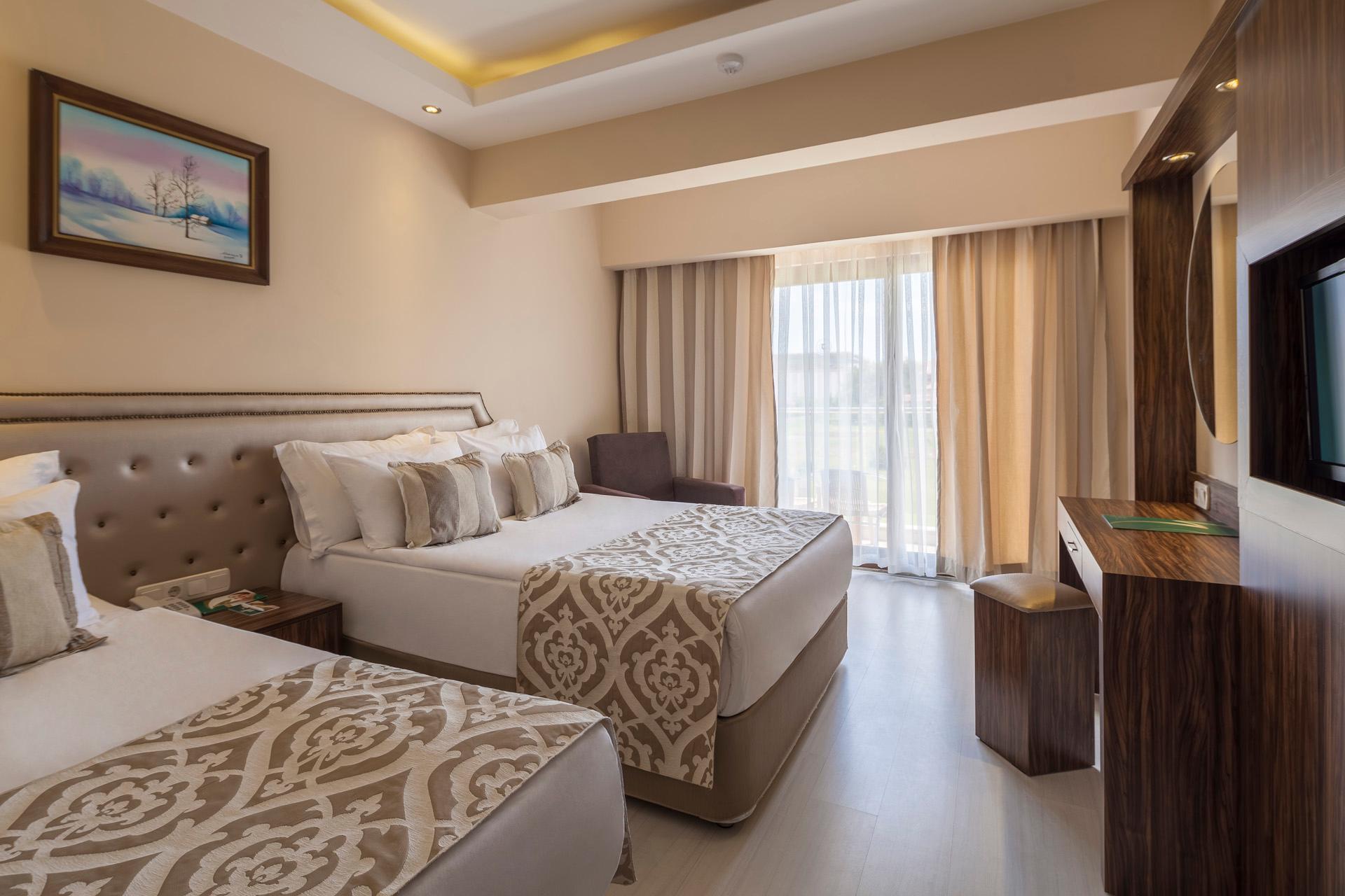 Club Hotel Turan Prince World2