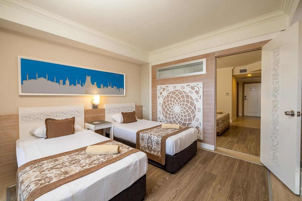 Crystal Sunset Luxury Resort & Spa7