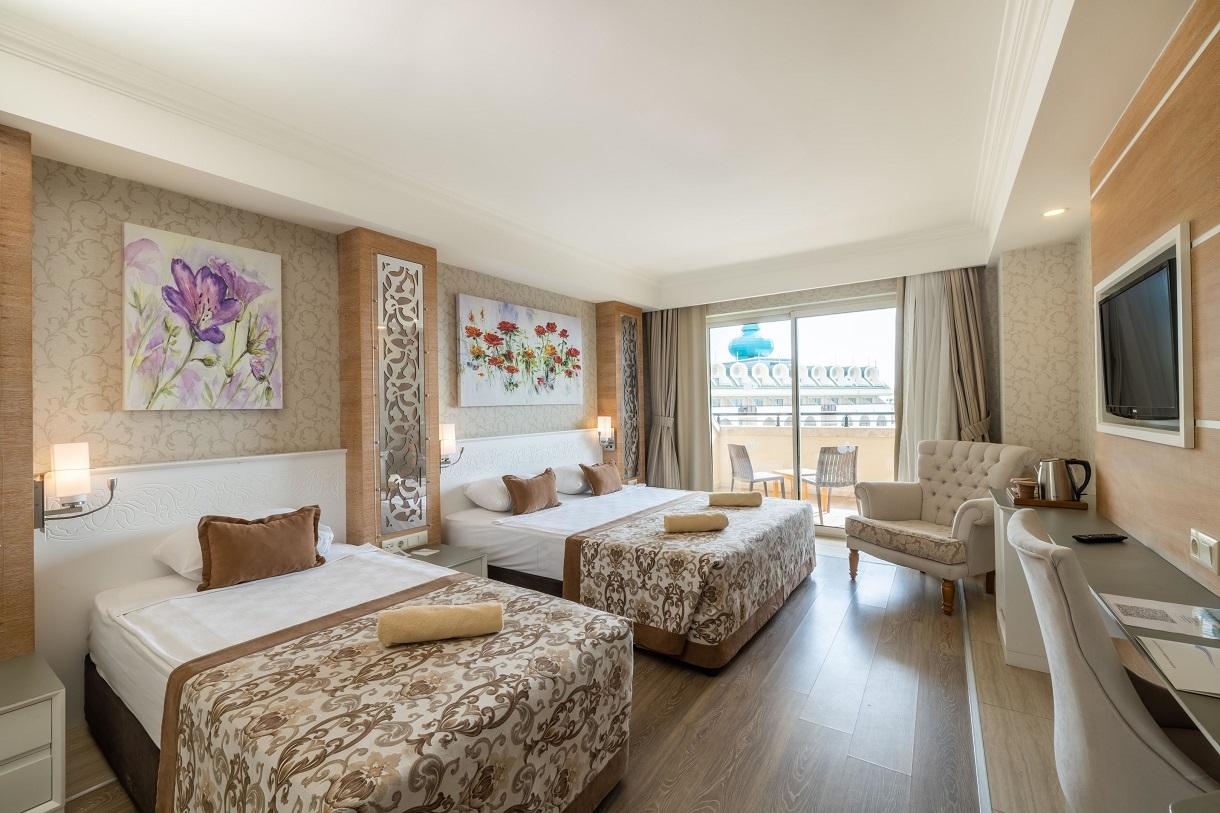 Crystal Sunset Luxury Resort & Spa5