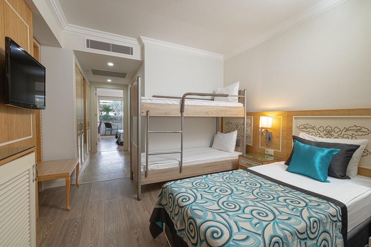 Crystal Waterworld Aqua Collection (ex. Crystal Waterworld Resort & Spa)11