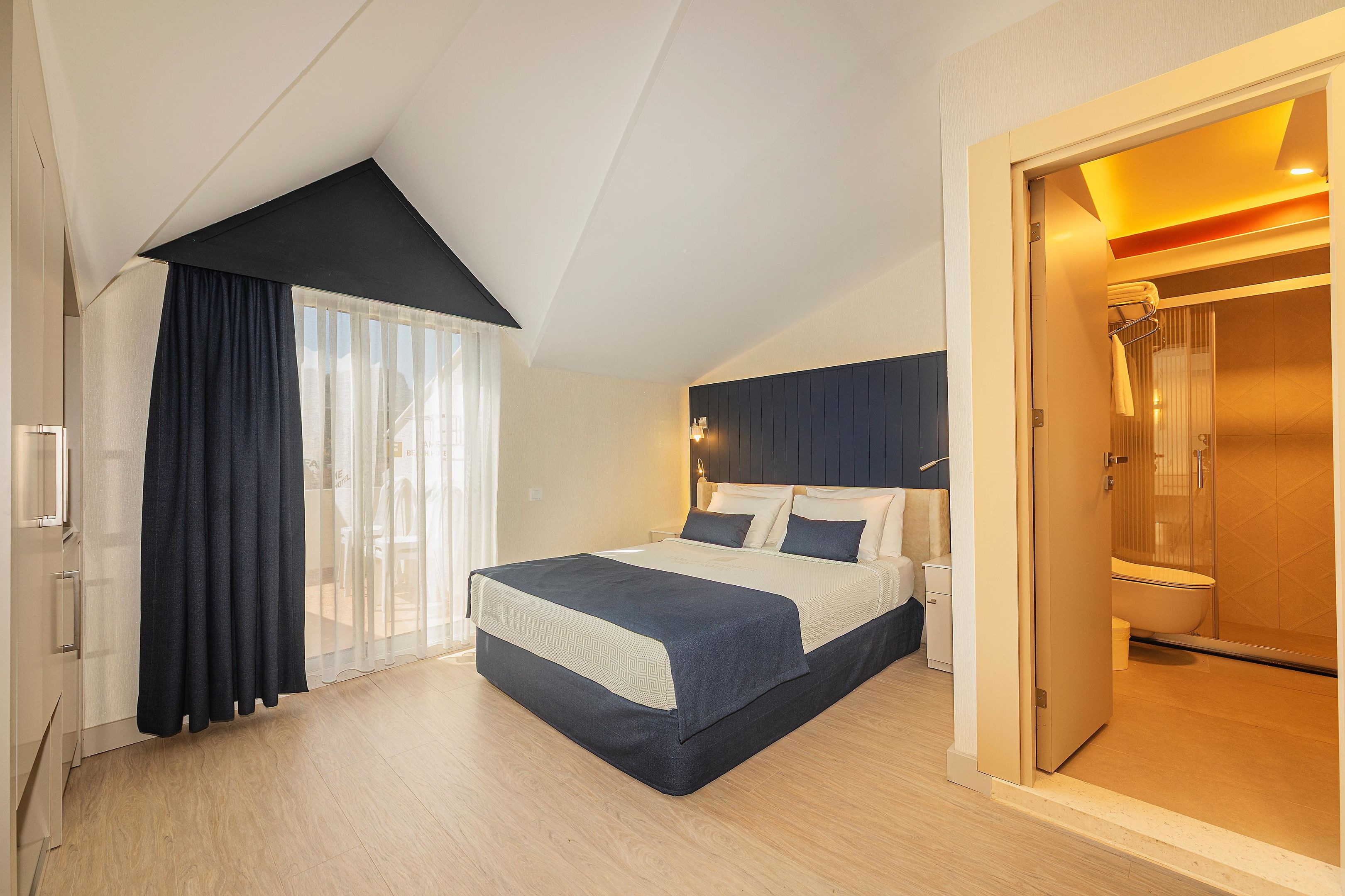 Fame Beach Hotel6