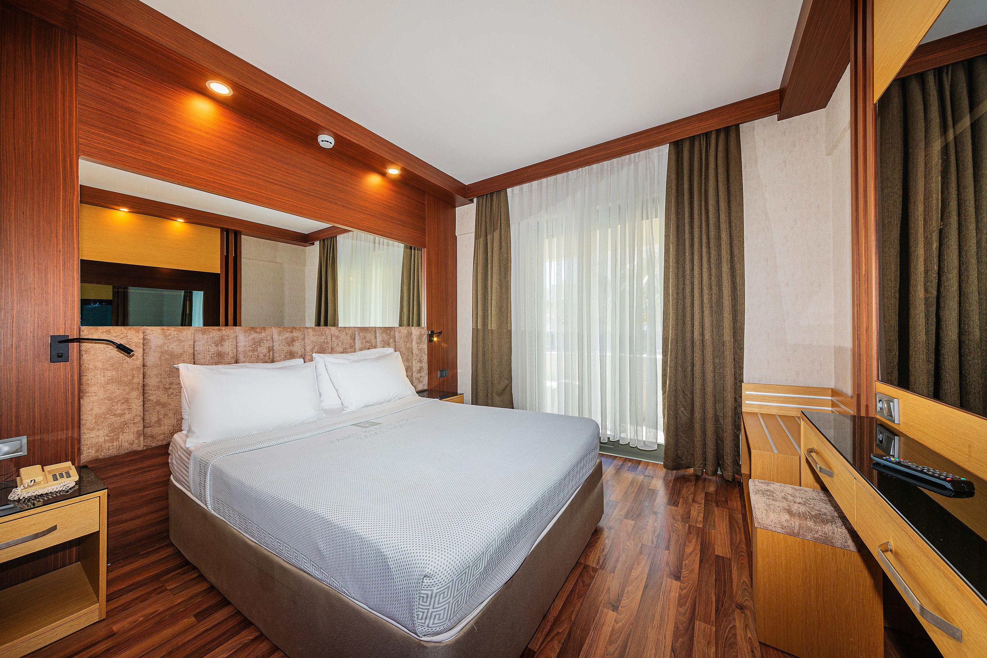 Fame Beach Hotel2