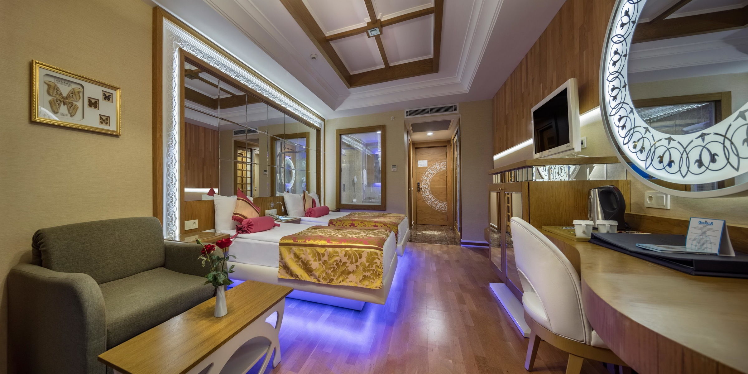 Granada Luxury Okurcalar295