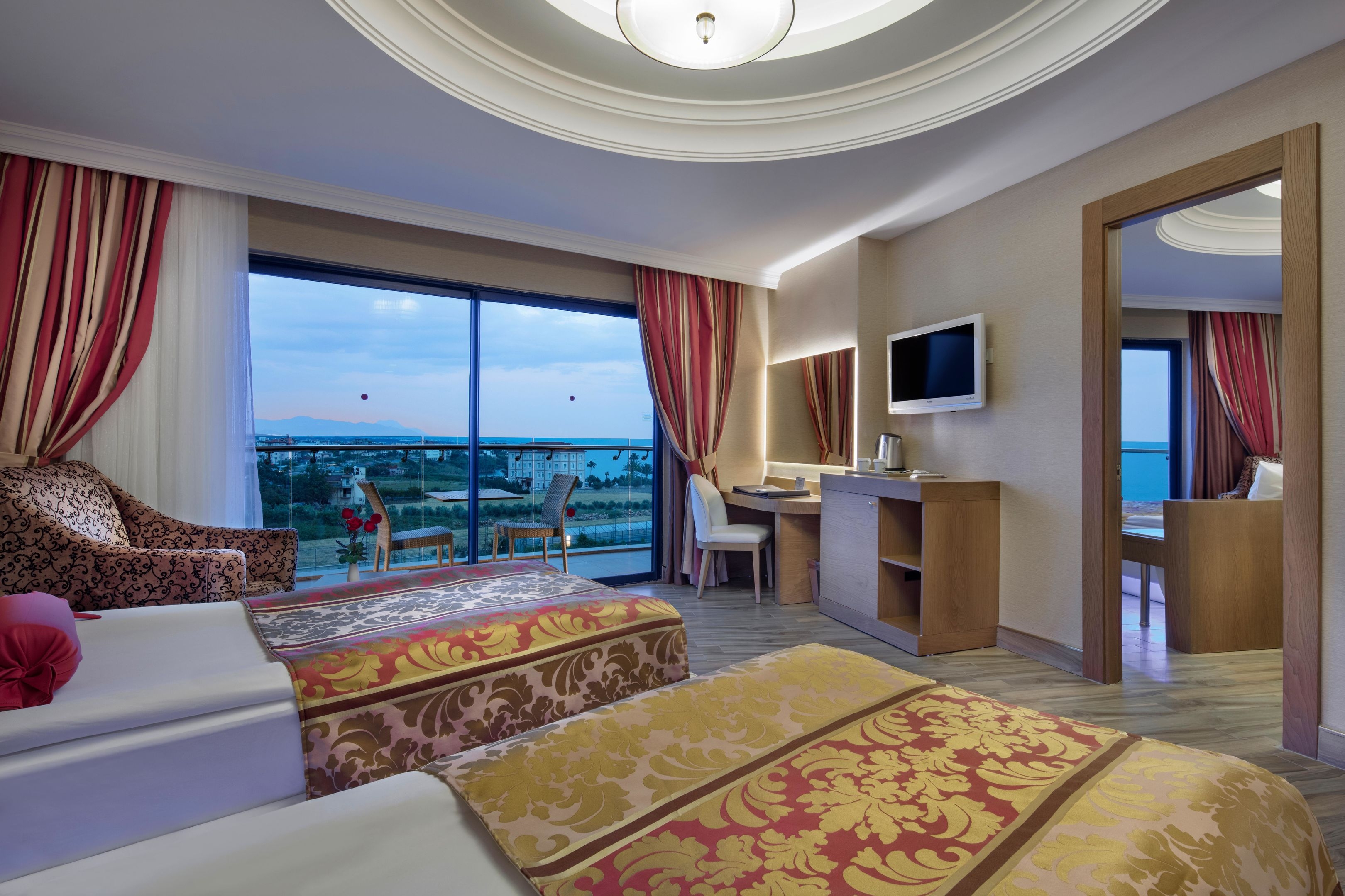 Granada Luxury Okurcalar153