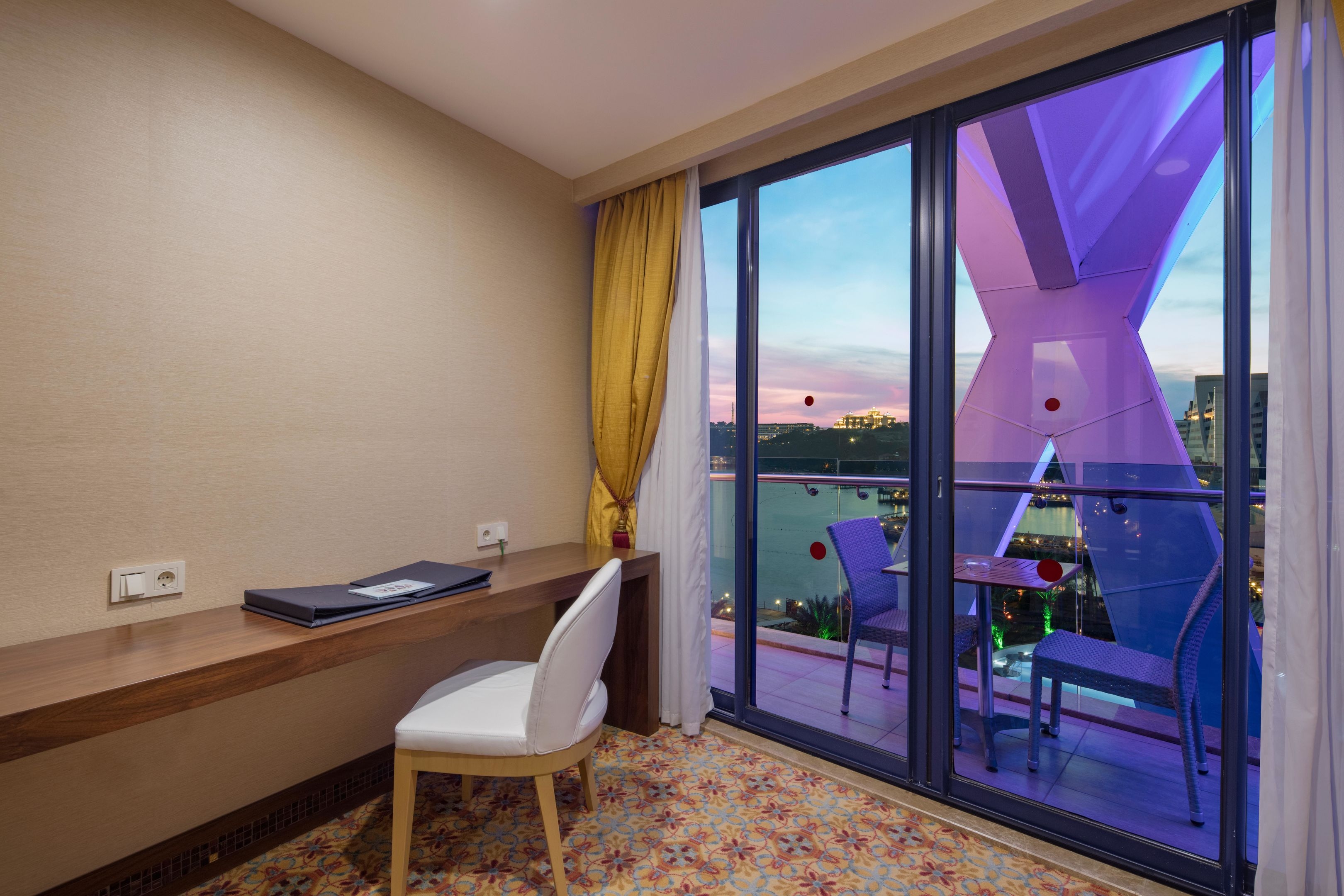 Granada Luxury Okurcalar175