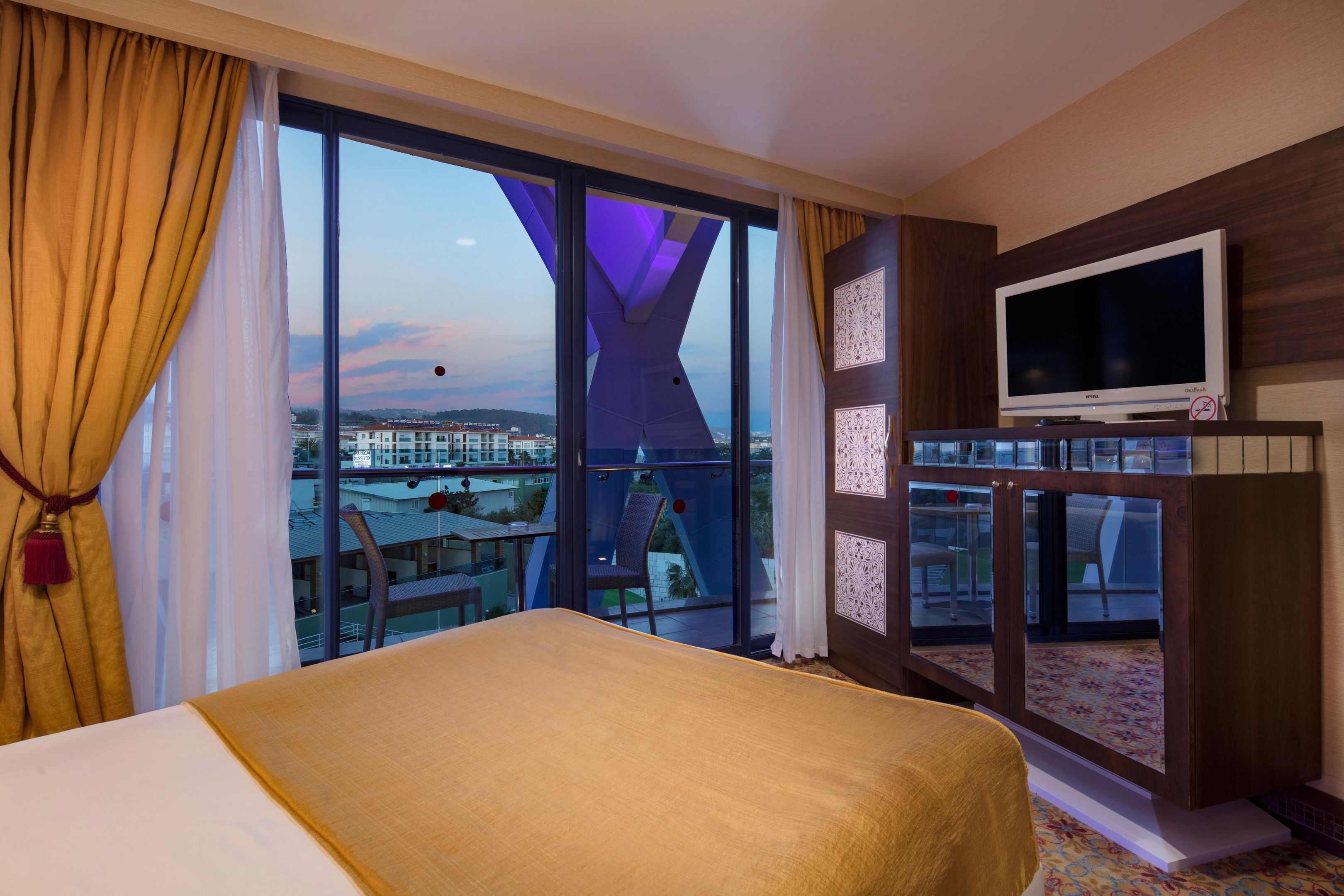 Granada Luxury Okurcalar186