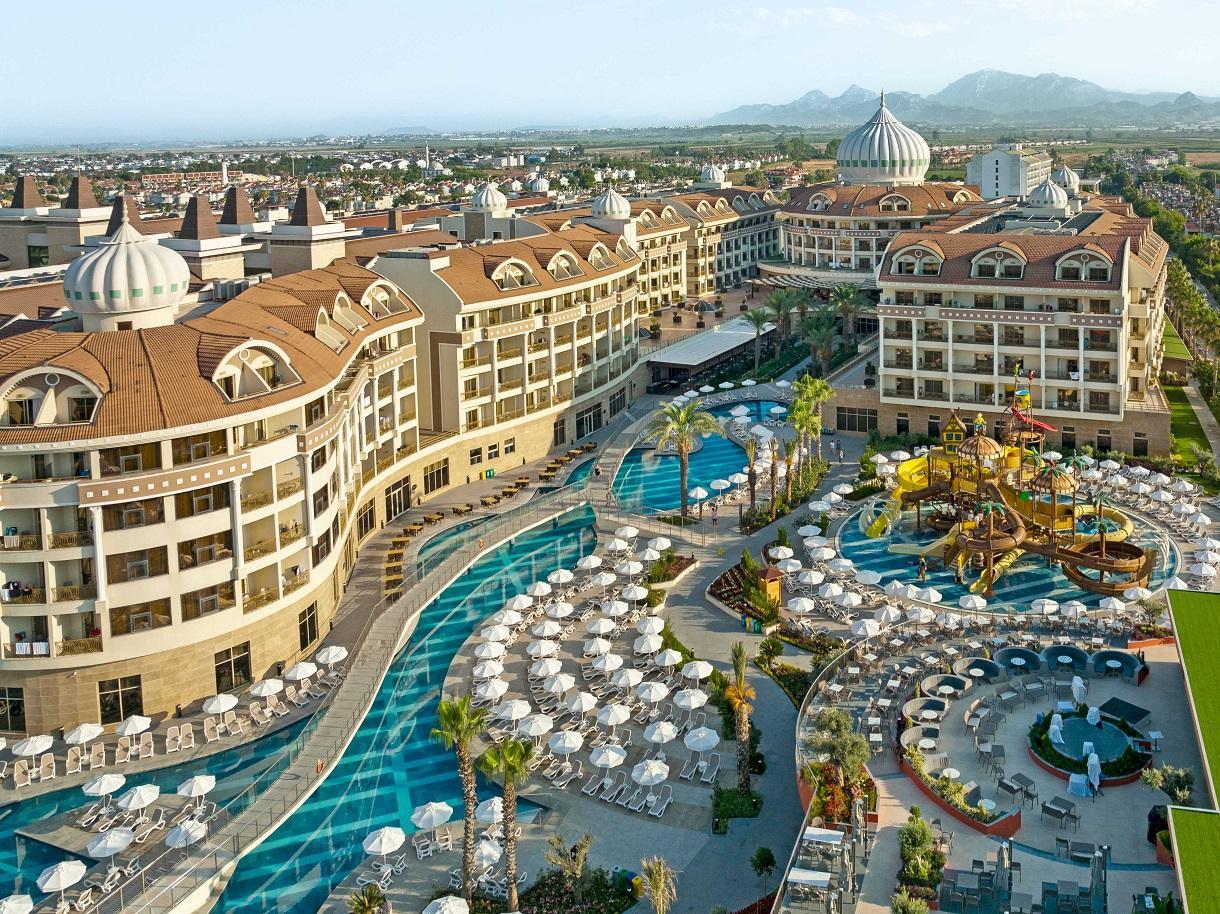 Kirman Belazur Resort & Spa0