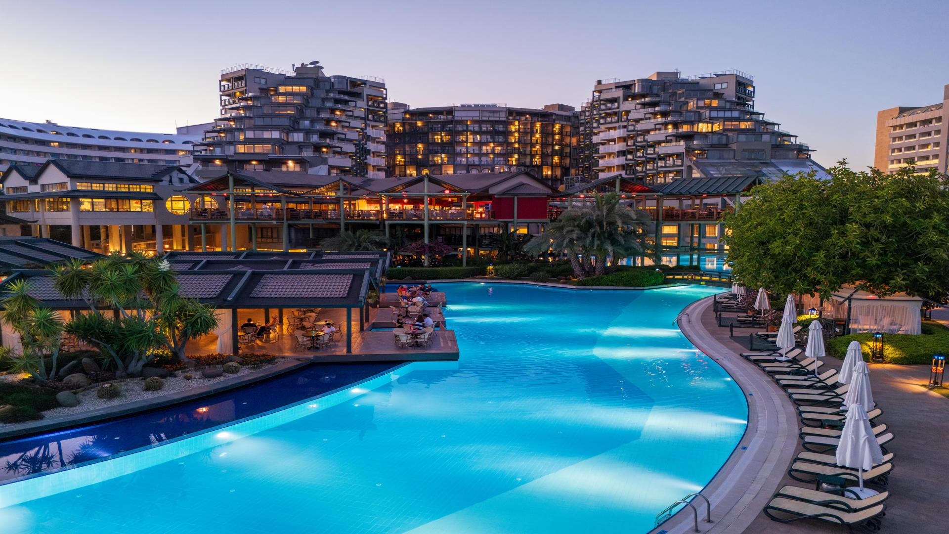 Limak Lara De Luxe Hotel & Resort4