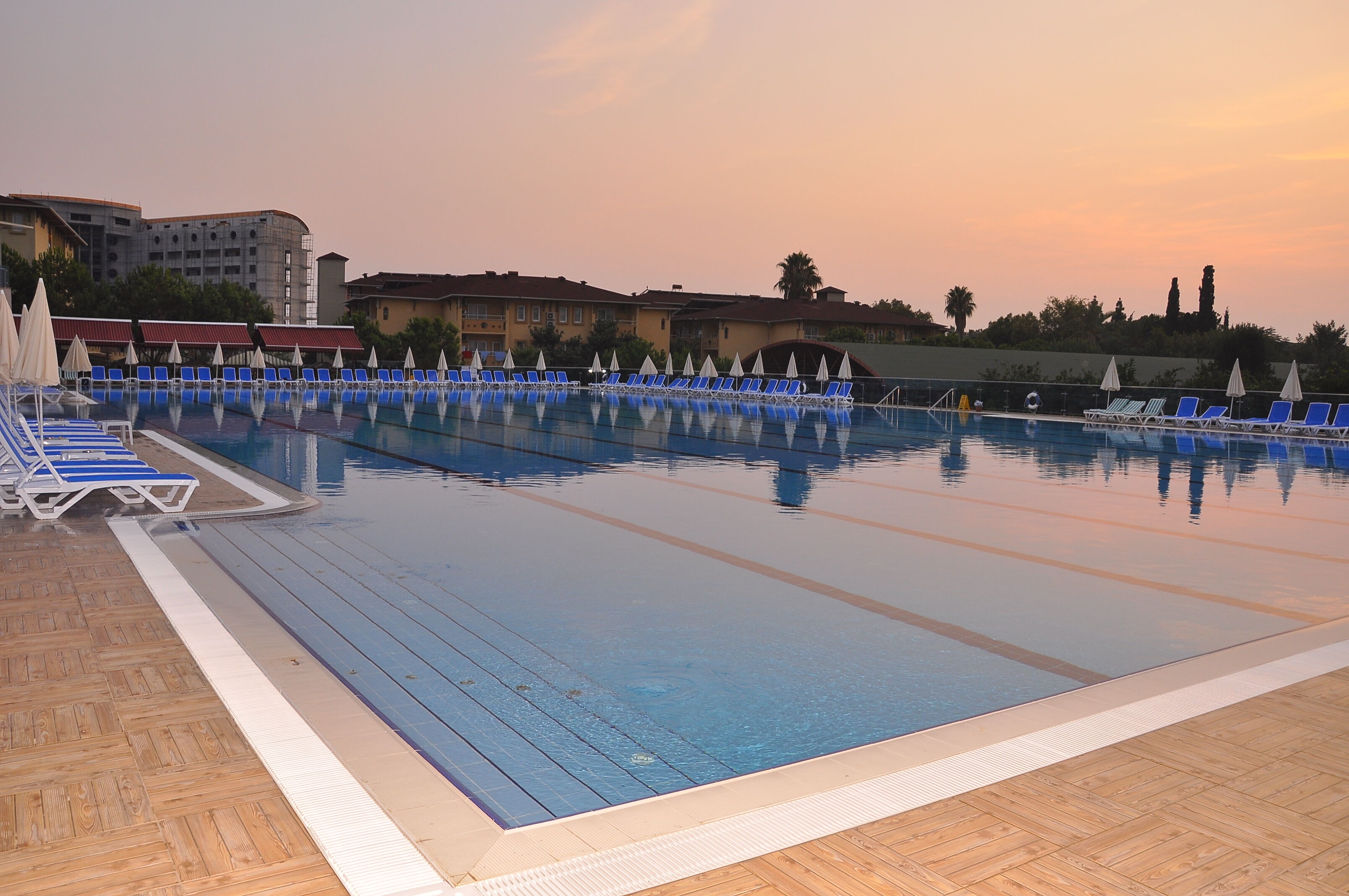 Lonicera World Hotel2