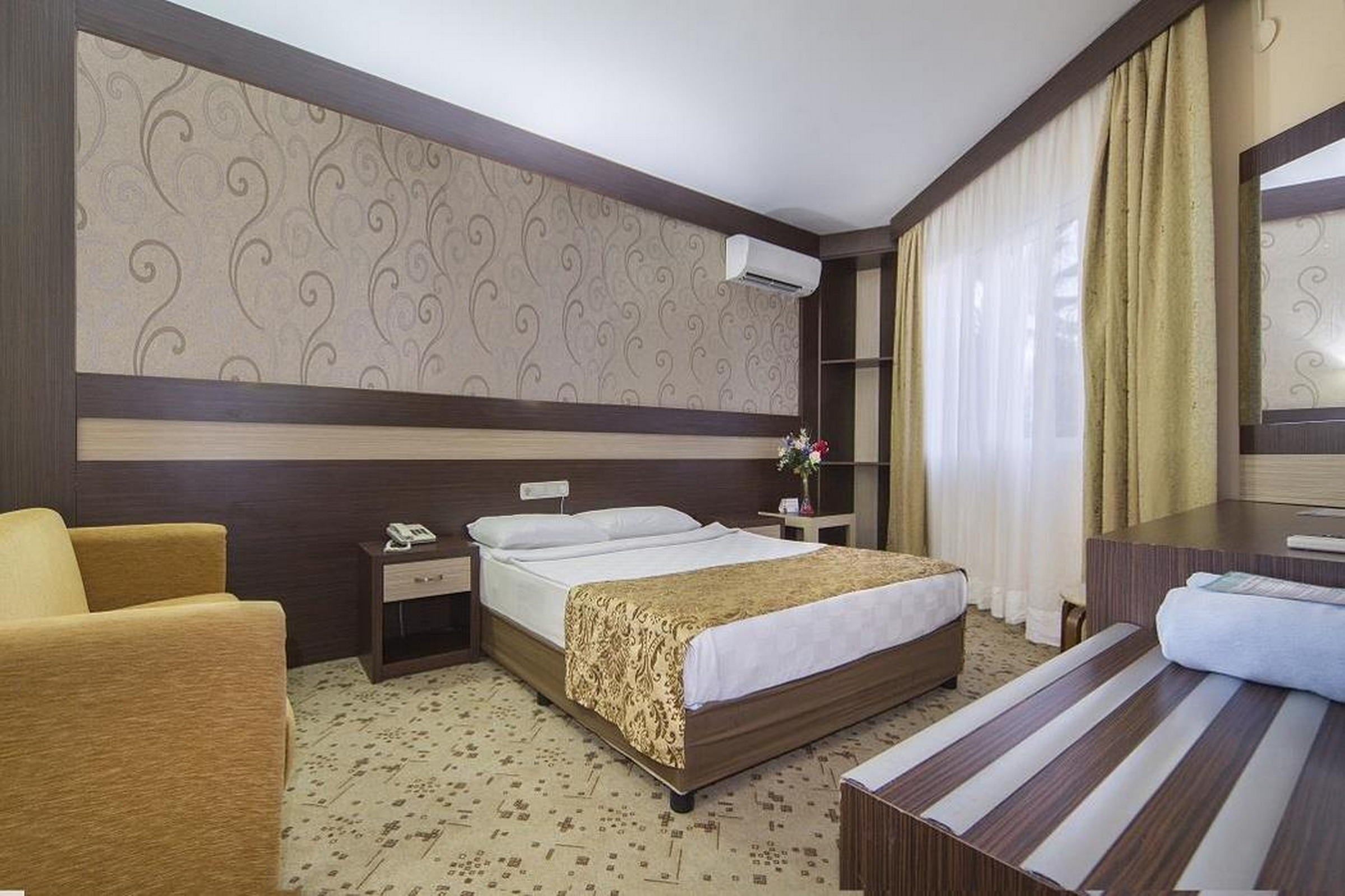 Lonicera World Hotel25