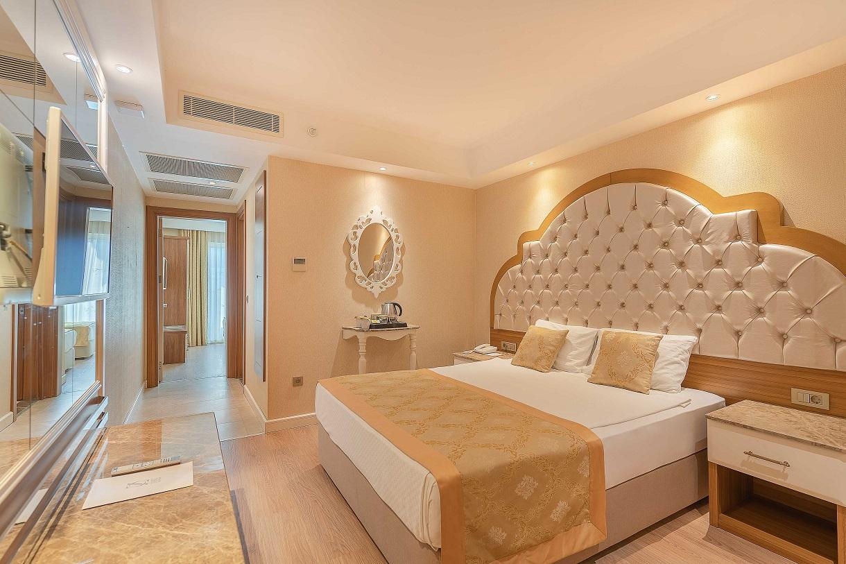 Oz Hotels Side Premium7