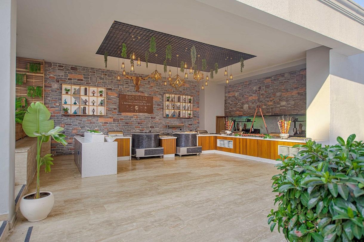 Oz Hotels Side Premium10