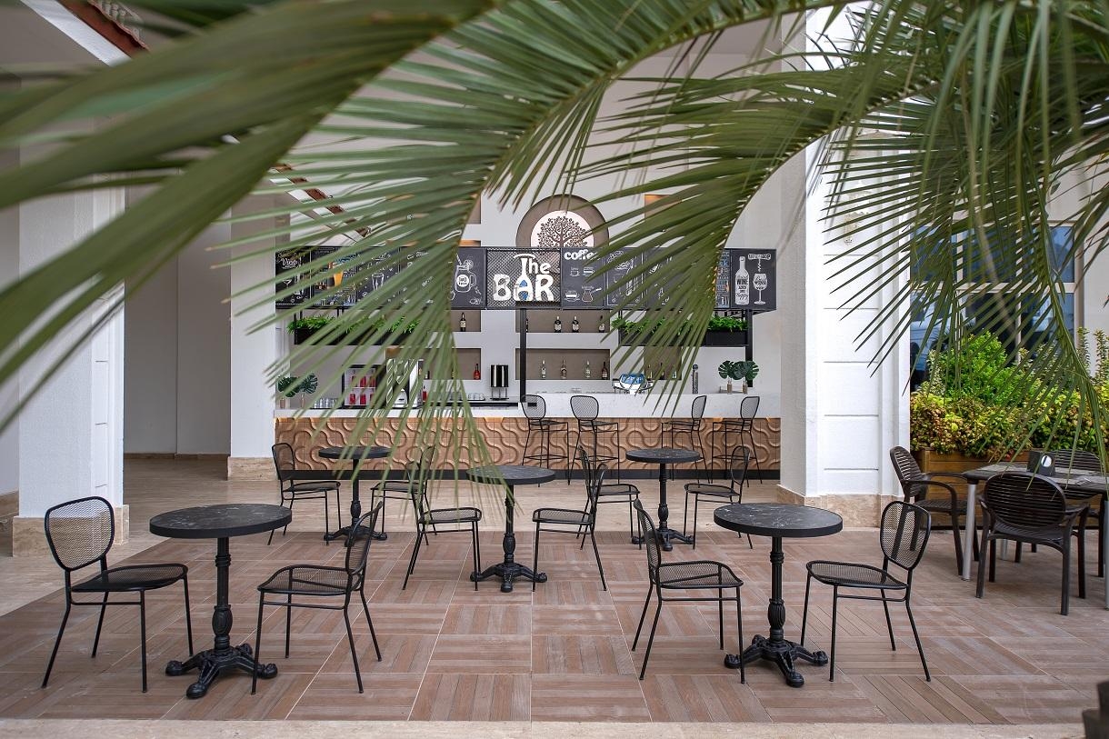 Oz Hotels Side Premium14