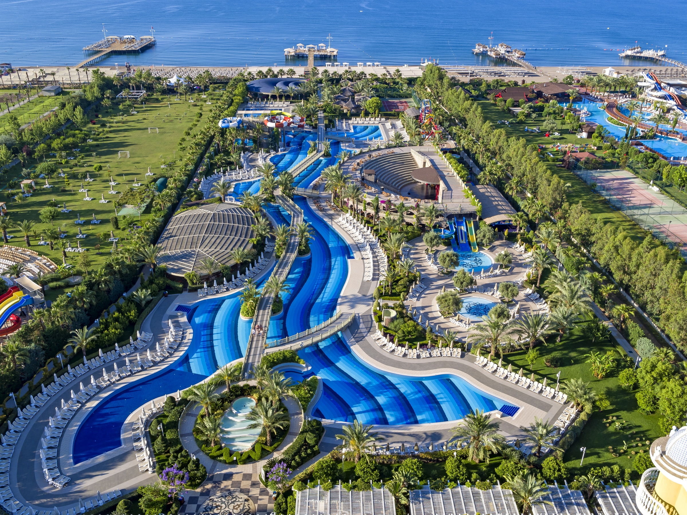Royal Holiday Palace32
