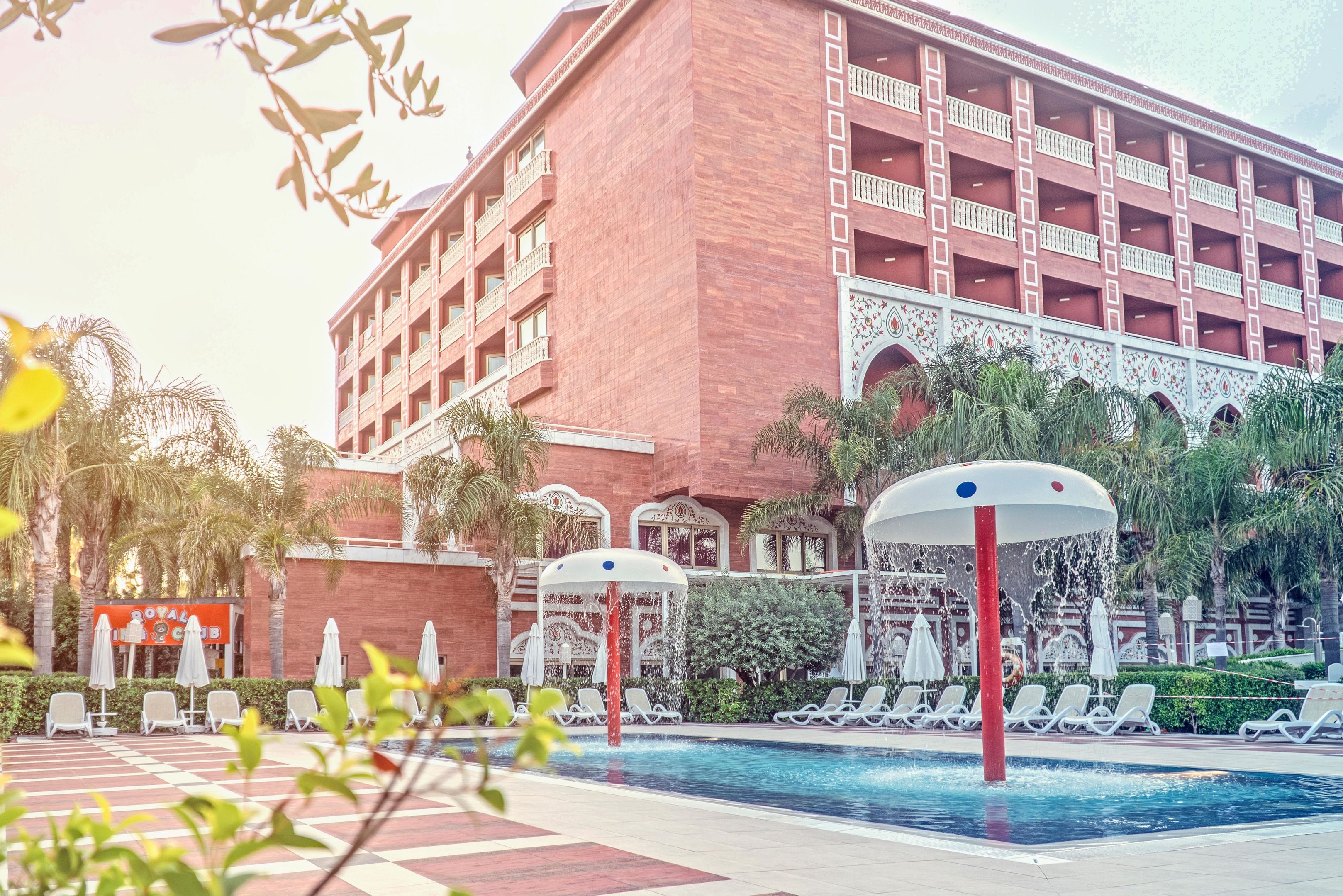 Royal Taj Mahal115