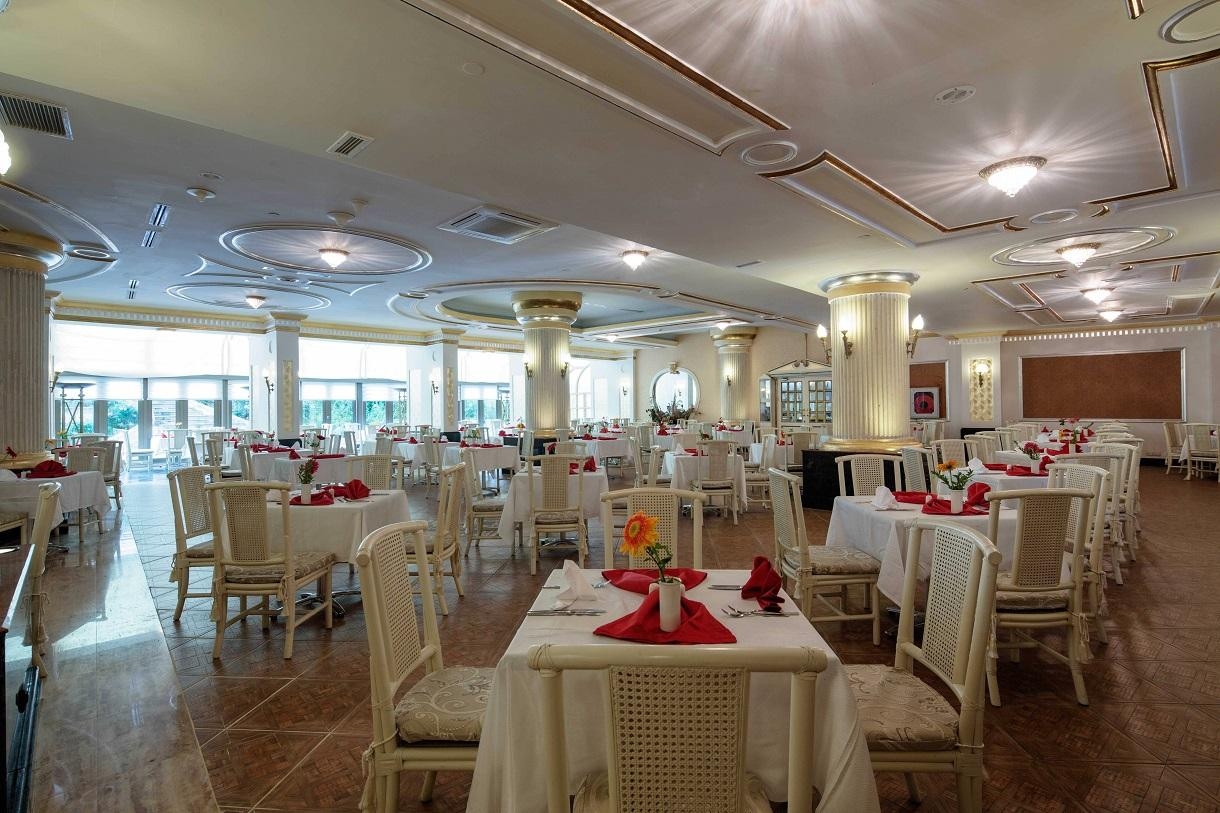 Sunrise Queen Resort Hotel9