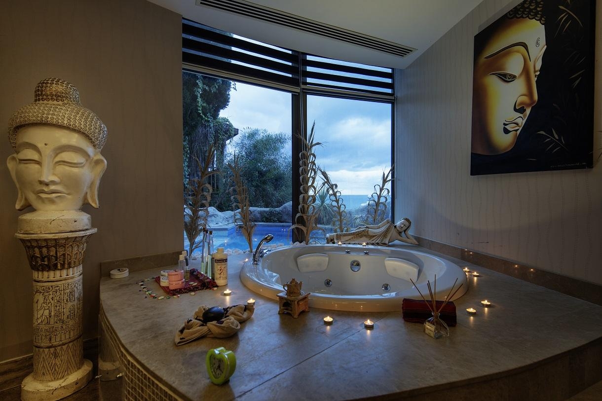 Sunrise Queen Resort Hotel24