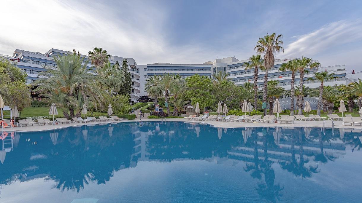 Sunrise Resort Hotel1