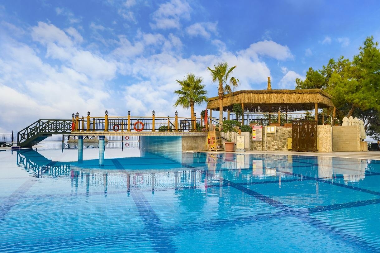 Utopia World Hotel16