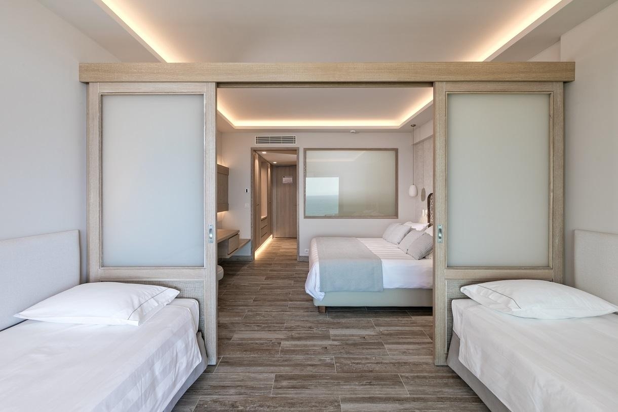 Amada Colossos Resort5