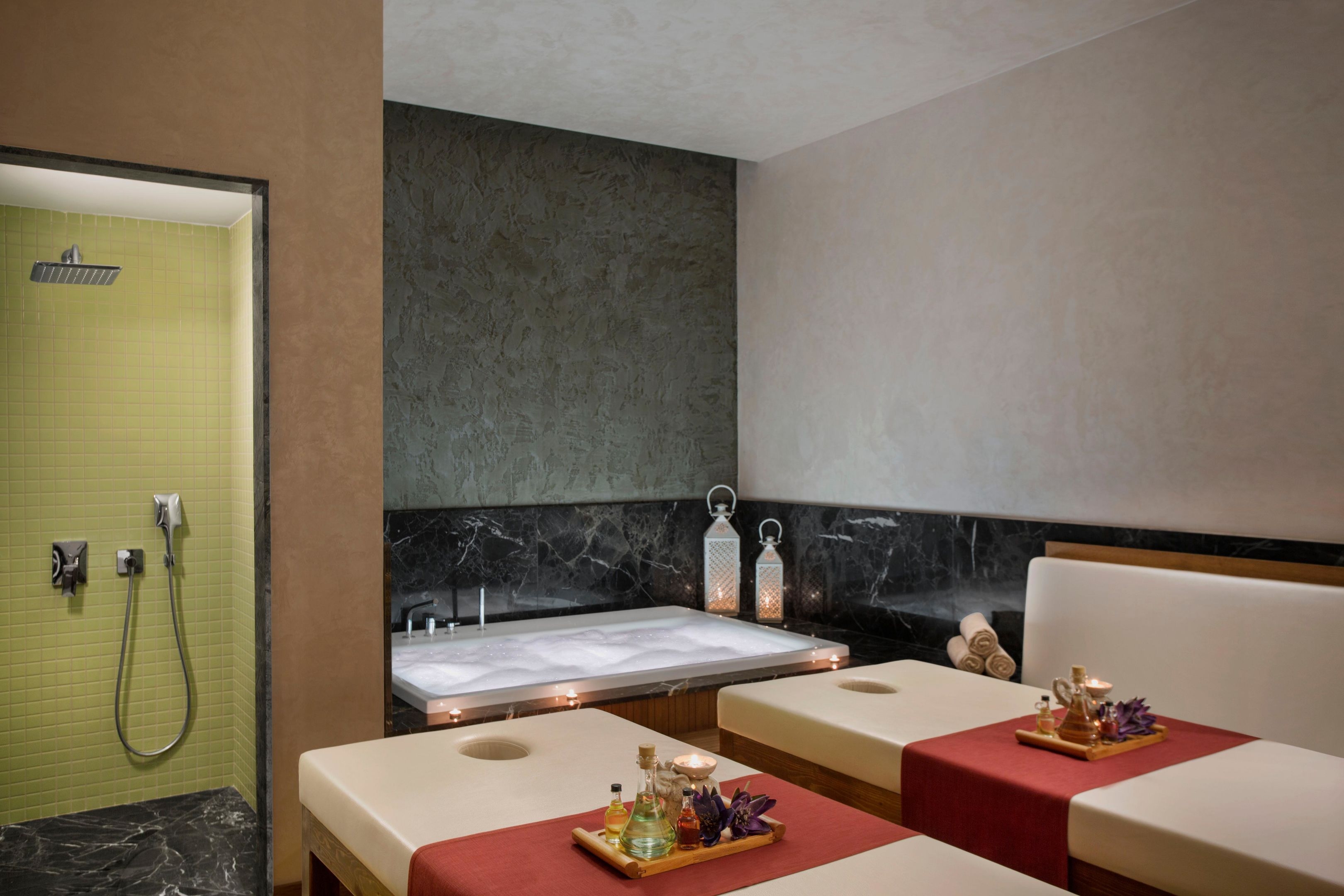 Acanthus & Cennet Barut Collection48