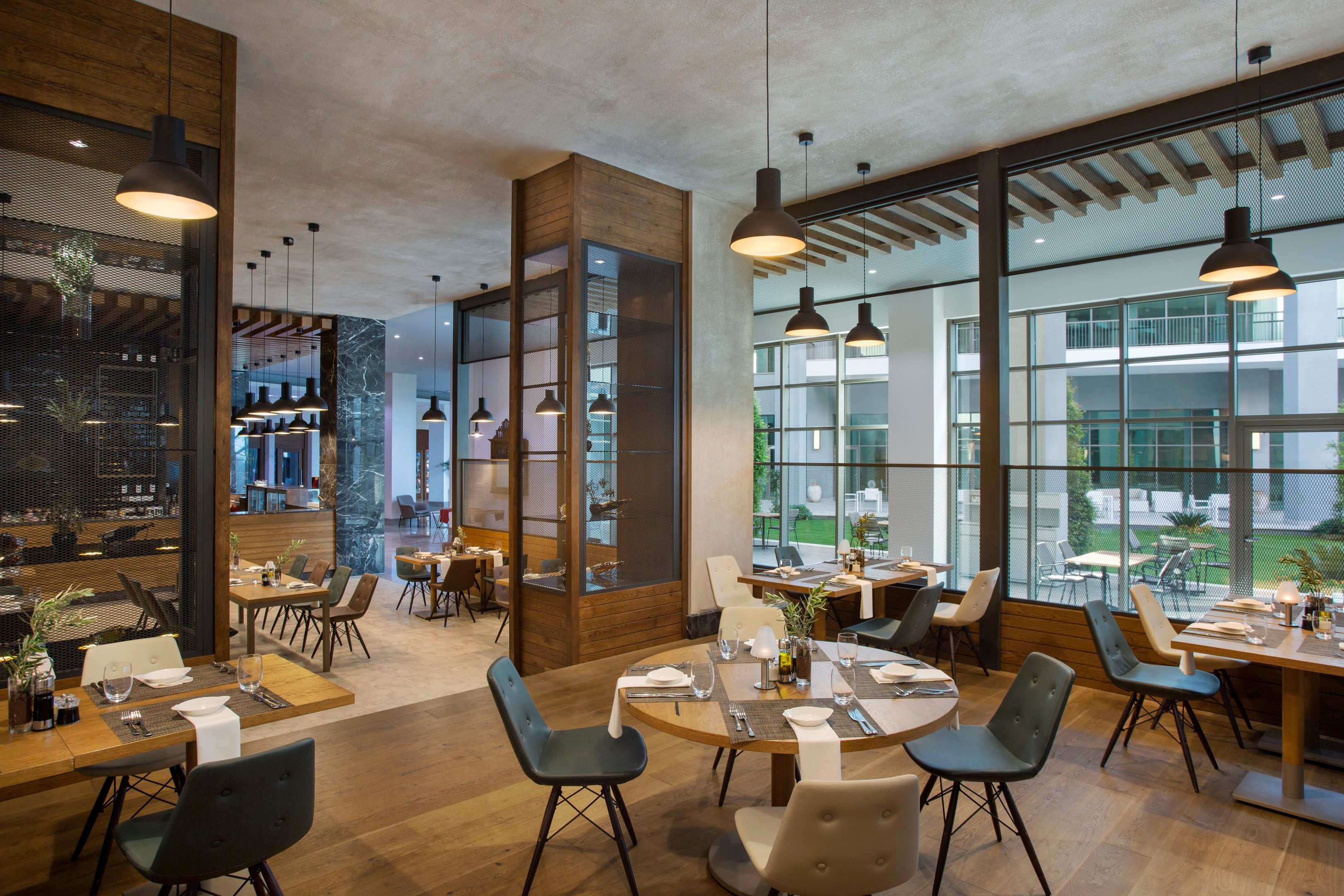 Acanthus & Cennet Barut Collection41